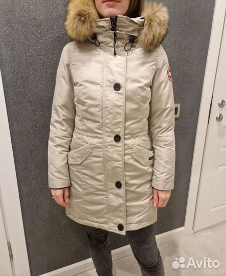 Пуховик парка Canada Goose