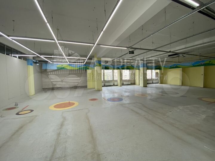 Торговая площадь-склад-магазин, 700 м²-24/7