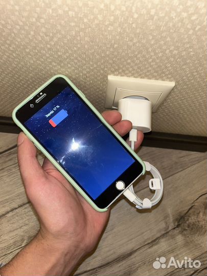 Зарядное устройство для iPhone
