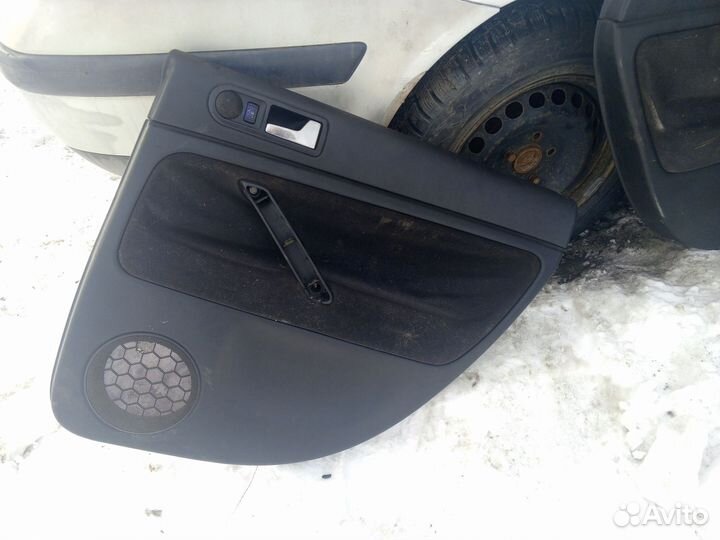 Дверные карты Volkswagen passat b5