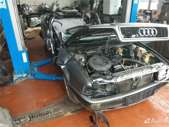 Разбор на запчасти Audi 80 (B4)