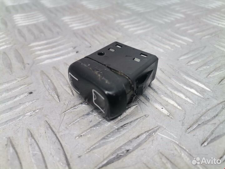 Кнопка освещения панели приборов Mercedes-Benz