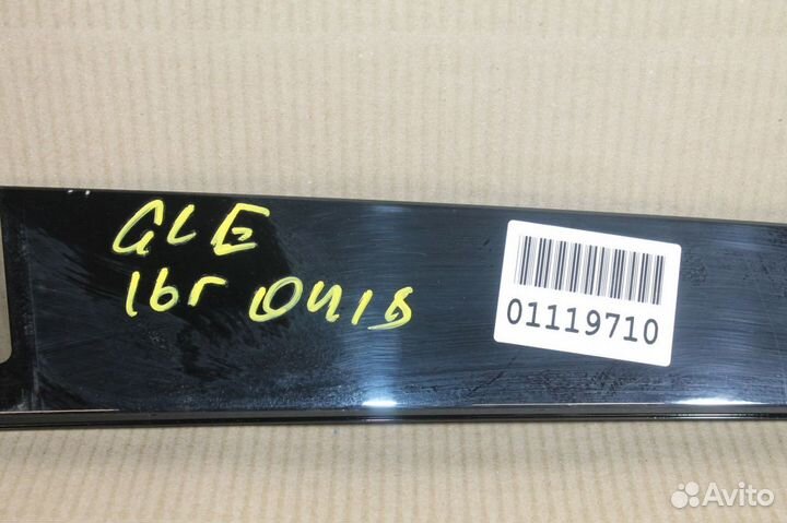 Накладка рамки двери задняя левая Mercedes M-klass