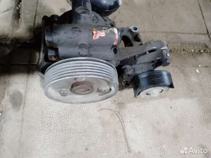 Насос гура scenic