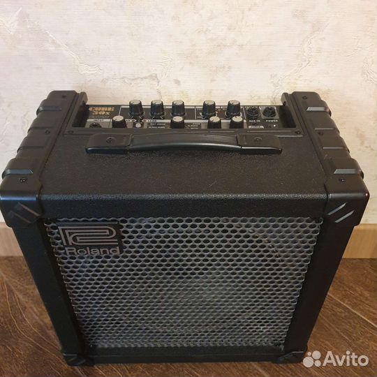 Комбоусилитель Roland cube 30x