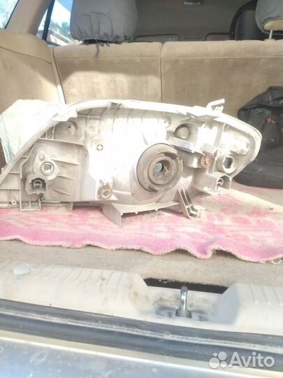 Фара toyota corolla fielder