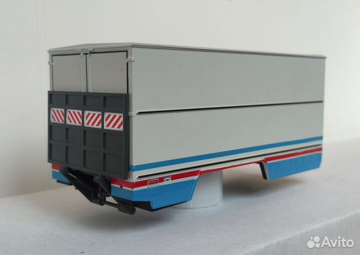 Надстройка Фургон с надрамником, 1/43