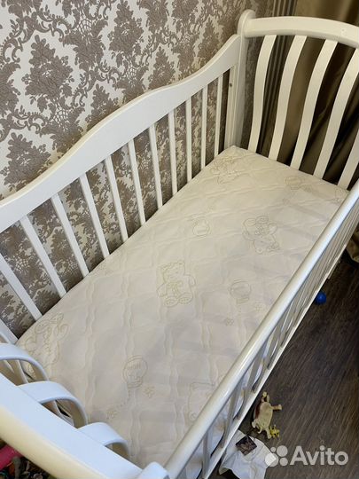 Детская кроватка до 6 лет с двумя маятниками