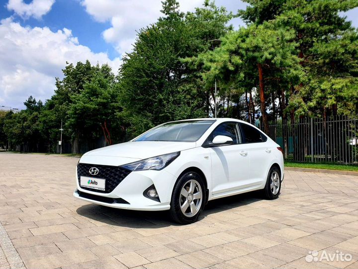 Hyundai Solaris 1.6 AT, 2021, 33 200 км