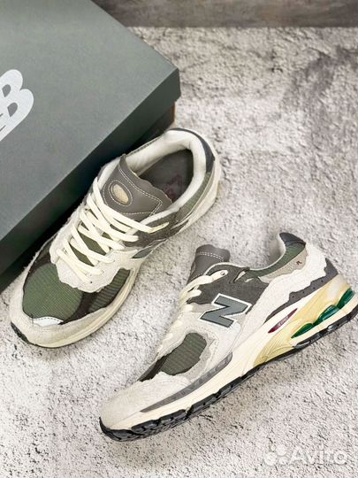 Кроссовки New Balance 2002r