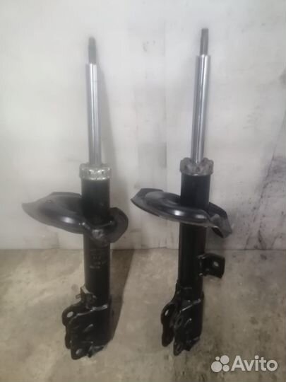 Продам стойки