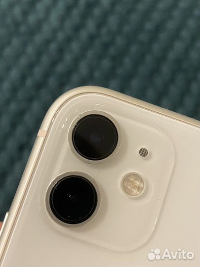 Телефон iPhone 11 128 gb