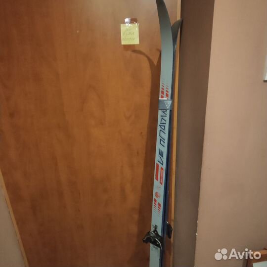 Комплект:Беговые лыжи с ботинками