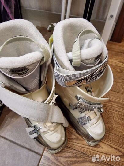 Горные лыжи мужские и женские Atomic