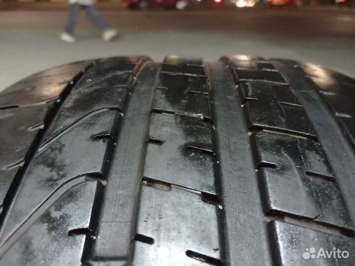 Pirelli P Zero 285/35 R21 105Y