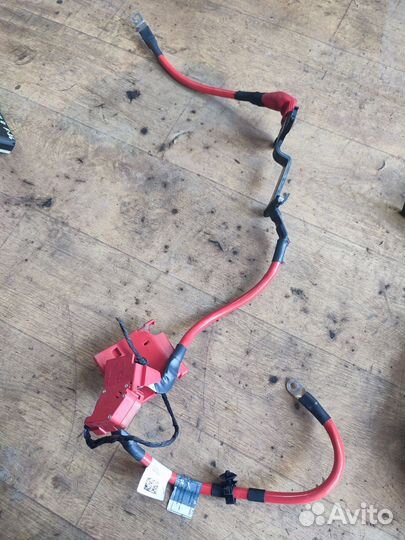 Плюсовой провод аккумулятора Bmw G20 Г20 бмв