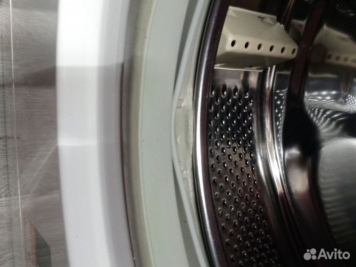 Стиральная машина автомат
