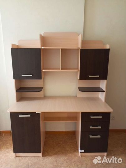 Компьютерный письменный стол бу