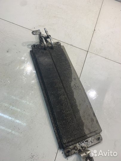 Радиатор топливный (Jaguar XE)