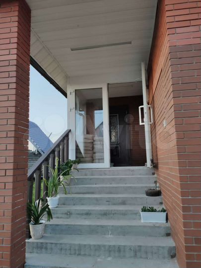 Дом 180 м² на участке 12 сот.