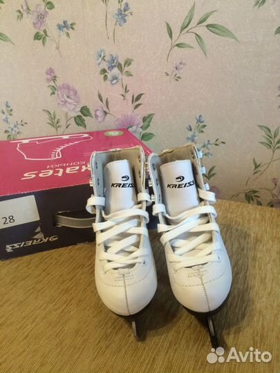 Коньки фигурные, р.28 и р.30