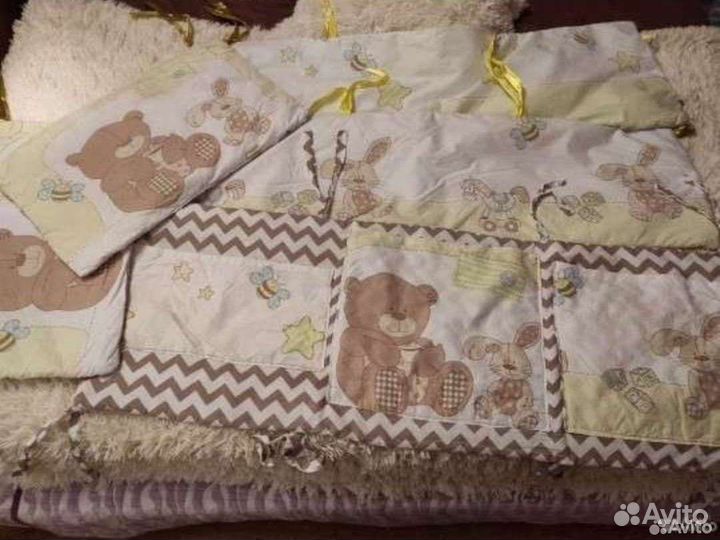 Бортики на 4 стороны+наружняя с карманами