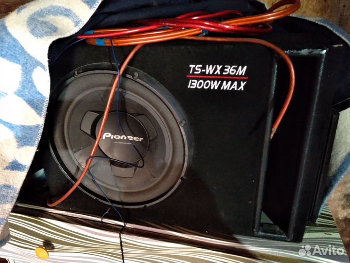 Сабвуфери и усилитель