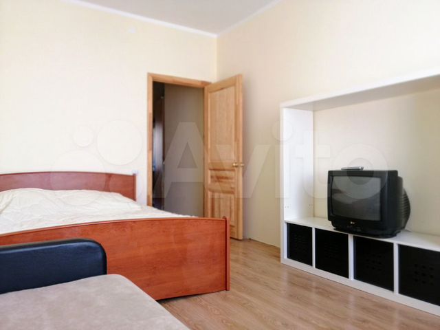 2-к. квартира, 65 м², 3/17 эт.