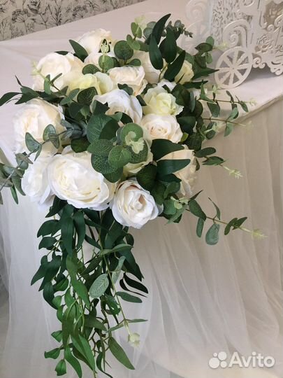 Искусственные цветы на стол на свадьбу