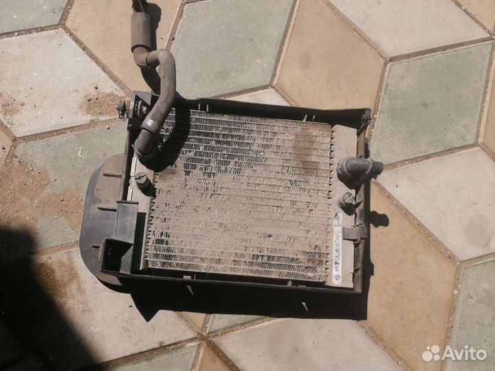 Радиатор охлаждения BMW X5 E70