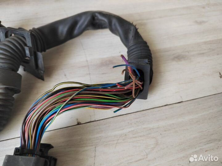 Проводка двигателя Mercedes-Benz C-Class W204