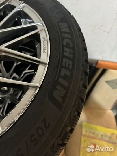 Колеса в сборе michelin x-ice north 4 205/55 r17