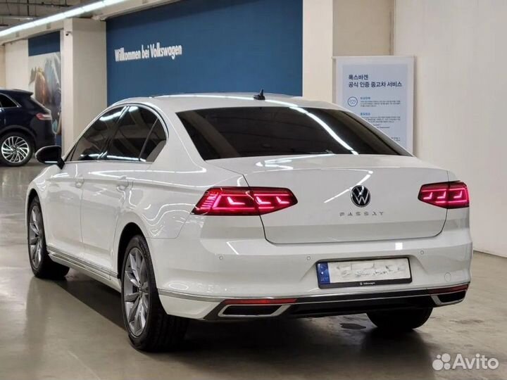 Volkswagen Passat 2.0 AMT, 2021, 31 000 км