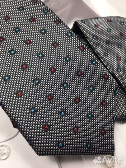 Новй серый Галстук и платок