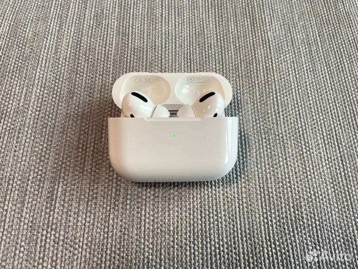 Apple airpods pro с шумоподавлением