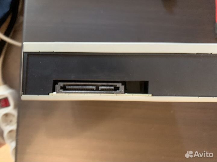 Dvd rw привод SATA