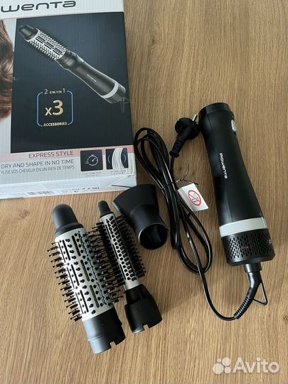 Новая Фен щетка rowenta
