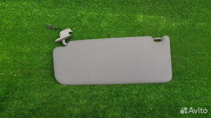 Козырек солнцезащитный правый Audi A6 C5 ALF 1997