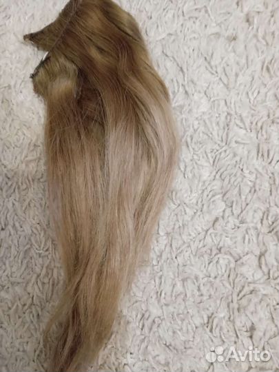 Волосы на заколках натуральные