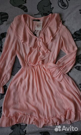 Платье персиковое 42-44