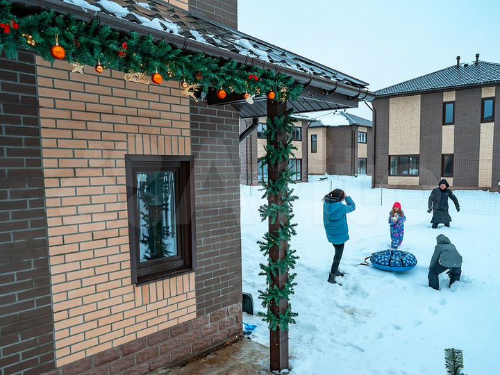 Дом 163 м² на участке 6,1 сот.