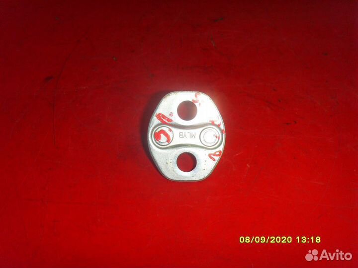 Ответная часть замка двери 81450A4000 Hyundai Sola