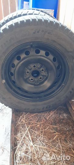 Зимняя резина 205/65 r15