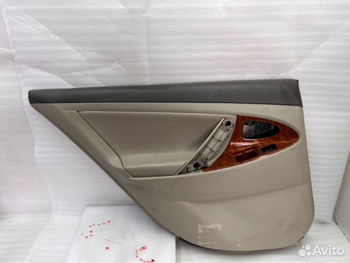 Обшивка двери Toyota Camry V40/V45 2006-2011