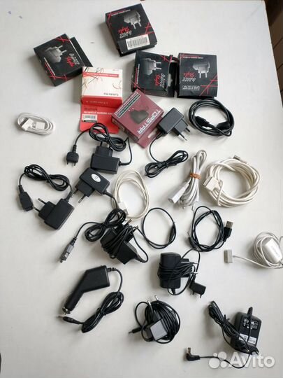 Зарядное устройство для телефона