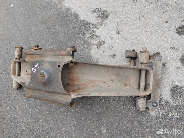 Задняя балка Toyota vista sv40 sv41