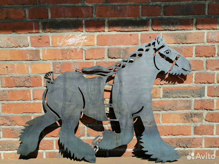 Вывески, декор из металла, столы, лавки, лофт