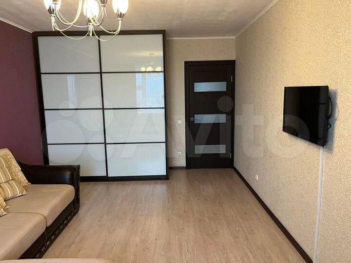 2-к. квартира, 66 м², 13/14 эт.