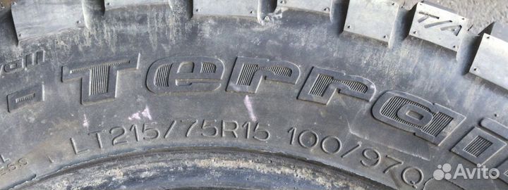 Bfgoodrich Mud-Terrain T/A KM2 215/75 R15