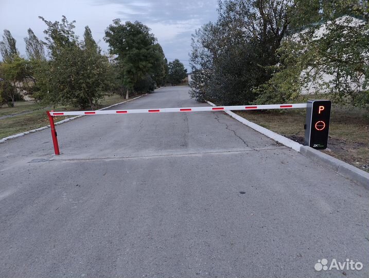 Шлагбаум автоматический/ Парковочный барьер